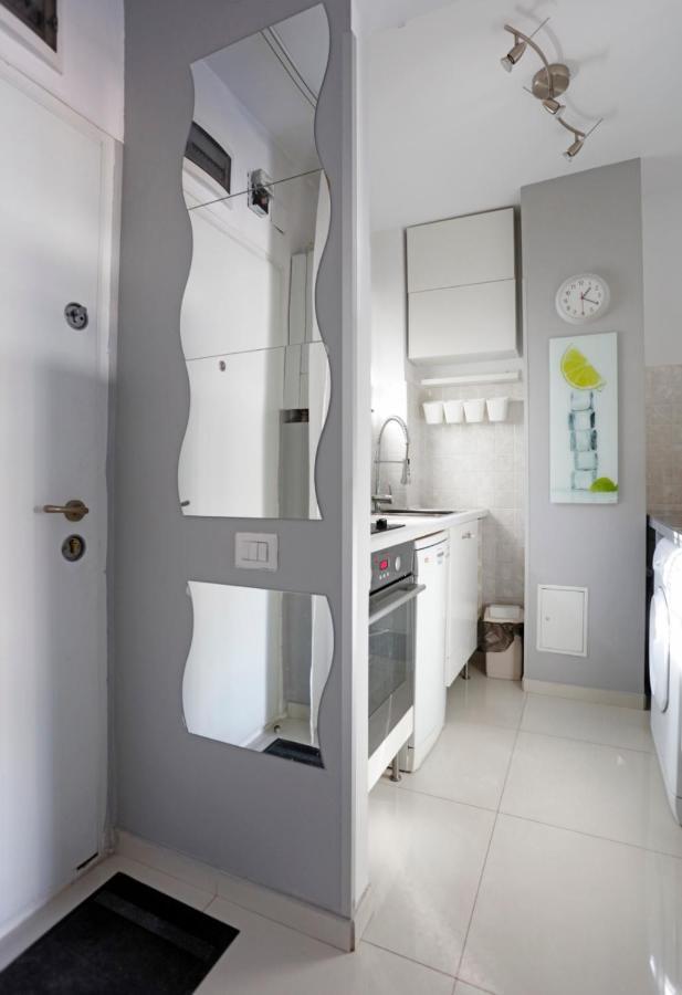 Gorgeous 2 Bedroom Duplex In City Center Bucharest Luaran gambar